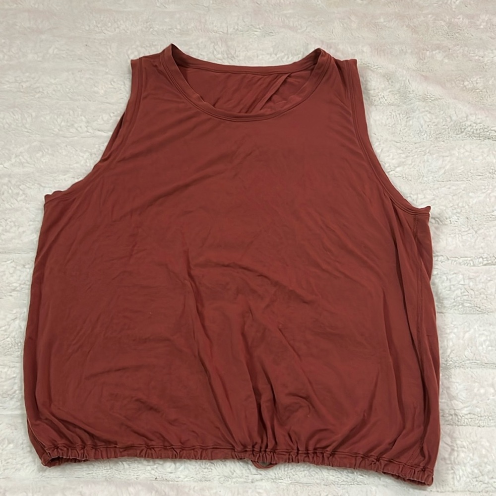 Lululemon tank